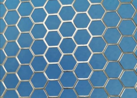 Hole Size 100mm Hexagonal Perforated Sheet Efficient Filtration Separation In Industries