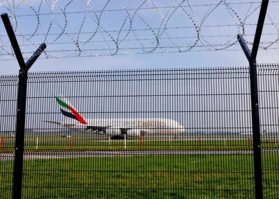 High Security Plastic Coated Welded Wire Mesh Panels with 50mmx100mm and 50mmx200mm Hole Sizes for Airport Fence