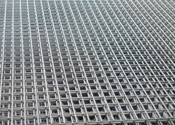 High Tensile Strength Welded Wire Mesh Rolls Carbon Steel For Agricultural Concrete