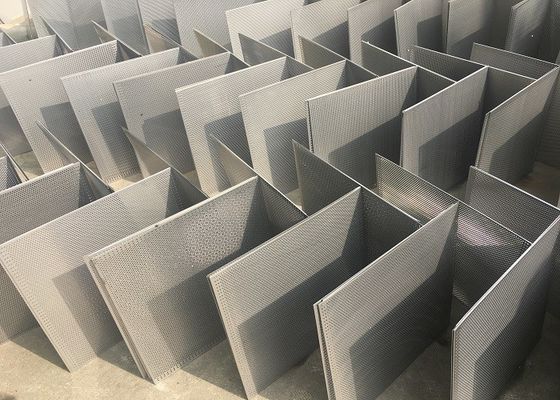Stainless Steel Perforated Mesh Sheet with 0.8mm-100mm Hole Size for Industrial Filtering and 10-30 Sqm MOQ