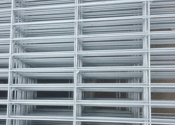 8 Gauge Galvanized Welded Wire Mesh Panels for Durable Temporary Fencing and High Load Capacity