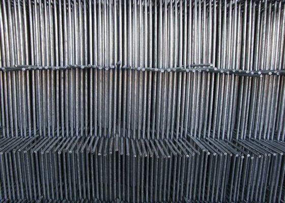 Corrosion Resistance Square Wire Mesh Fencing 50*200mm Holes