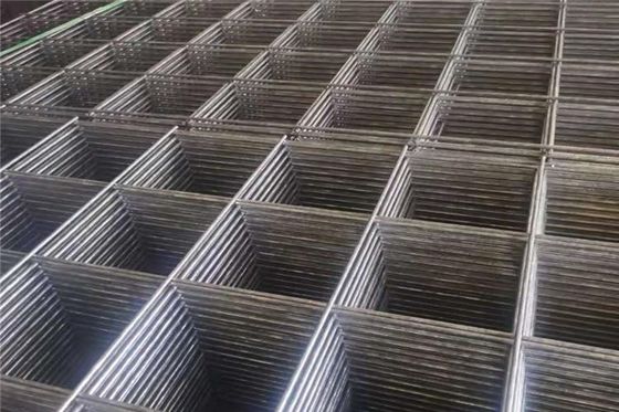 1/4" Aperture Stainless Steel Welded Mesh Panels Customized Solutions In Industries