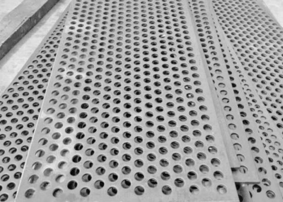 Punched Metal Sheet with Net Width 15-2000mm Customizable Hole Patterns and Multiple Materials for Industrial and Construction Use