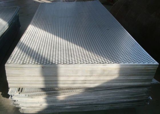 Customized Punched Steel Plate Plate Size Width From 50mm To 2000mm Sheet Size 4' X 8