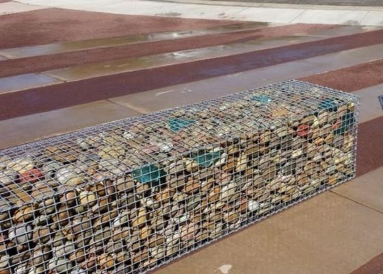 Heavy Welded Wire Mesh Used As Decorative Gabion In Landscap Construction