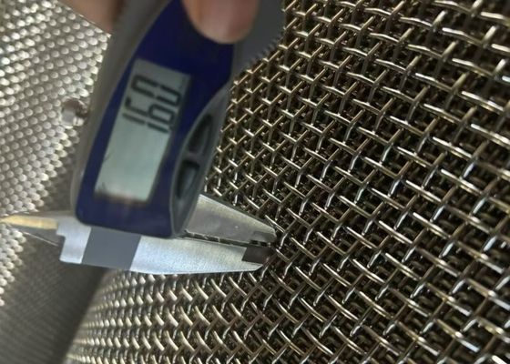 Weave Type Plain Weave Stainless Steel Wire Mesh Screen For Acid/Alkali Screening And Filtering Width 0.03m-6.5m