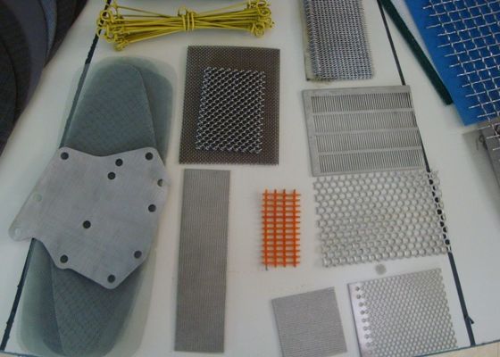 Perforated Filter Wire Mesh For Multi Layers Structure 0.4mm Up To 1
