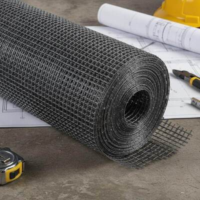 Plain Weave High Carbon Steel Featuring Enhanced Corrosion Resistance Perfect for Construction and Engineering Projects