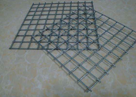 2 Curved Welded Wire Mesh Panels with 100mm X 100mm Grid and 2500LBS Weight Capacity for Industrial Use
